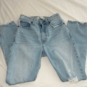 Abercrombie & fitch the mom high rise jeans